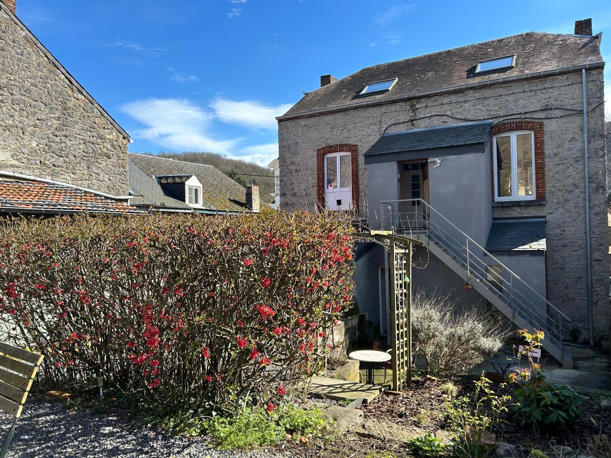 Apartment 2pas2meuse